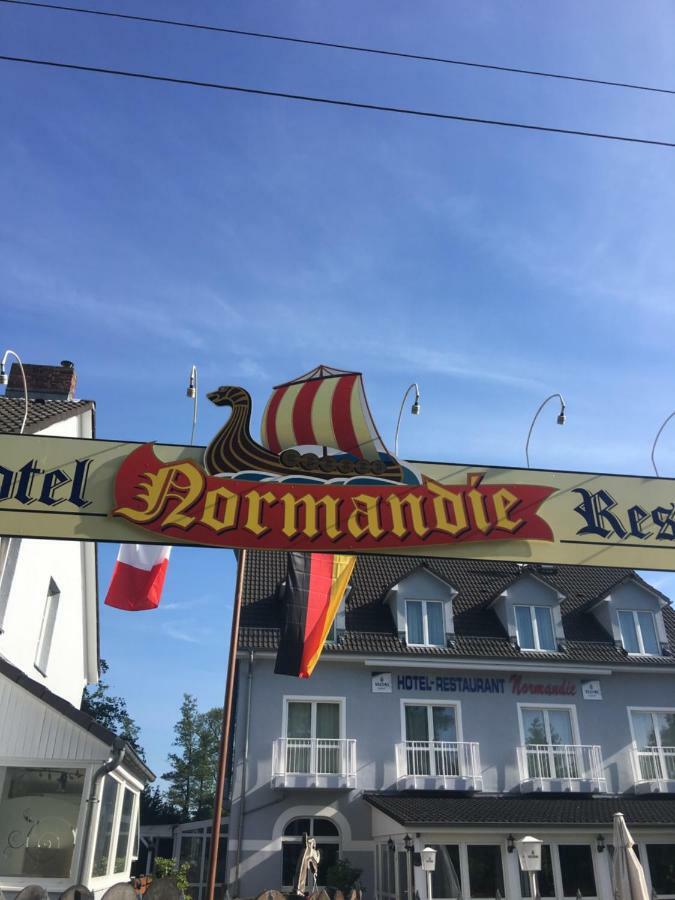 Hotel Restaurant Normandie شْفيلدو المظهر الخارجي الصورة